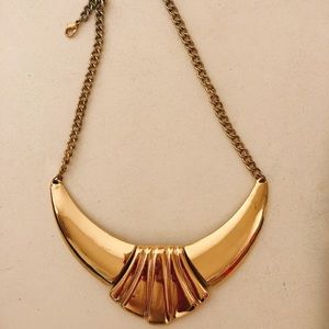 ✨ Aldo Statement necklace✨